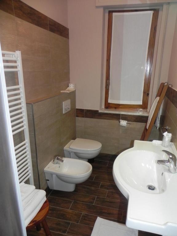 Hotel Trois Etoiles Entracque Zimmer foto
